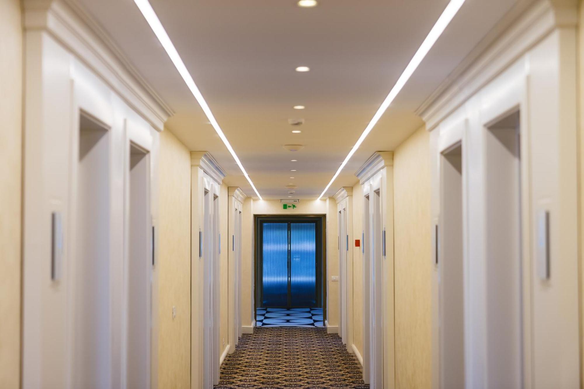 Hotel Belvedere 艾福雷诺德 外观 照片
